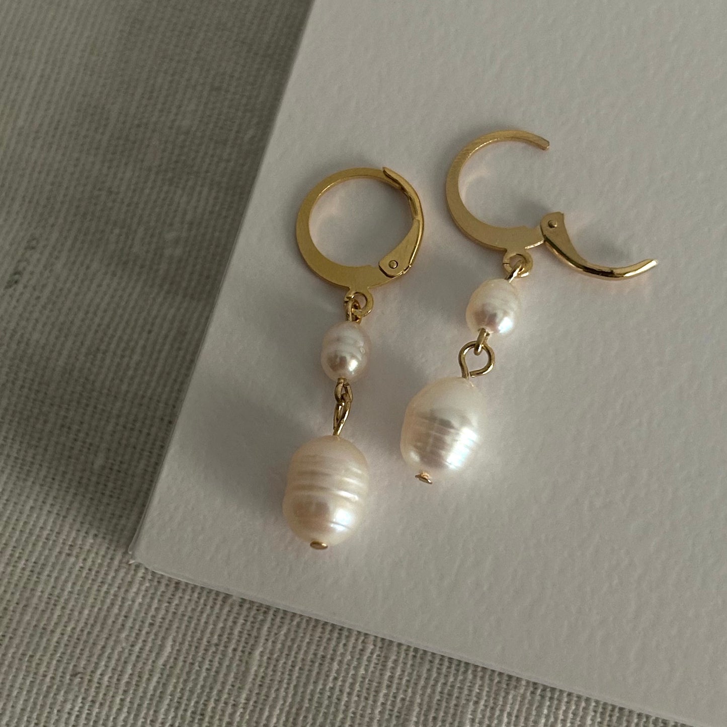 Double Pearl Earrings Gold -New Collection