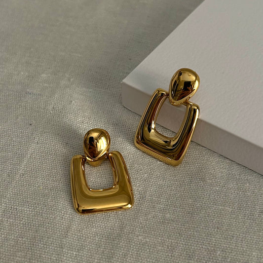 Dominic Earrings Gold -New Collection