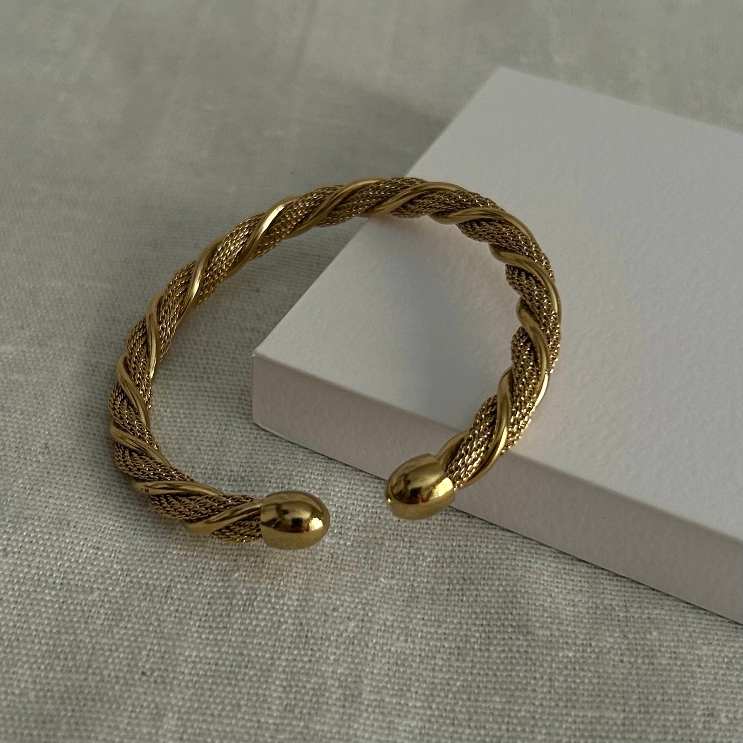 Ezra Bracelet Gold