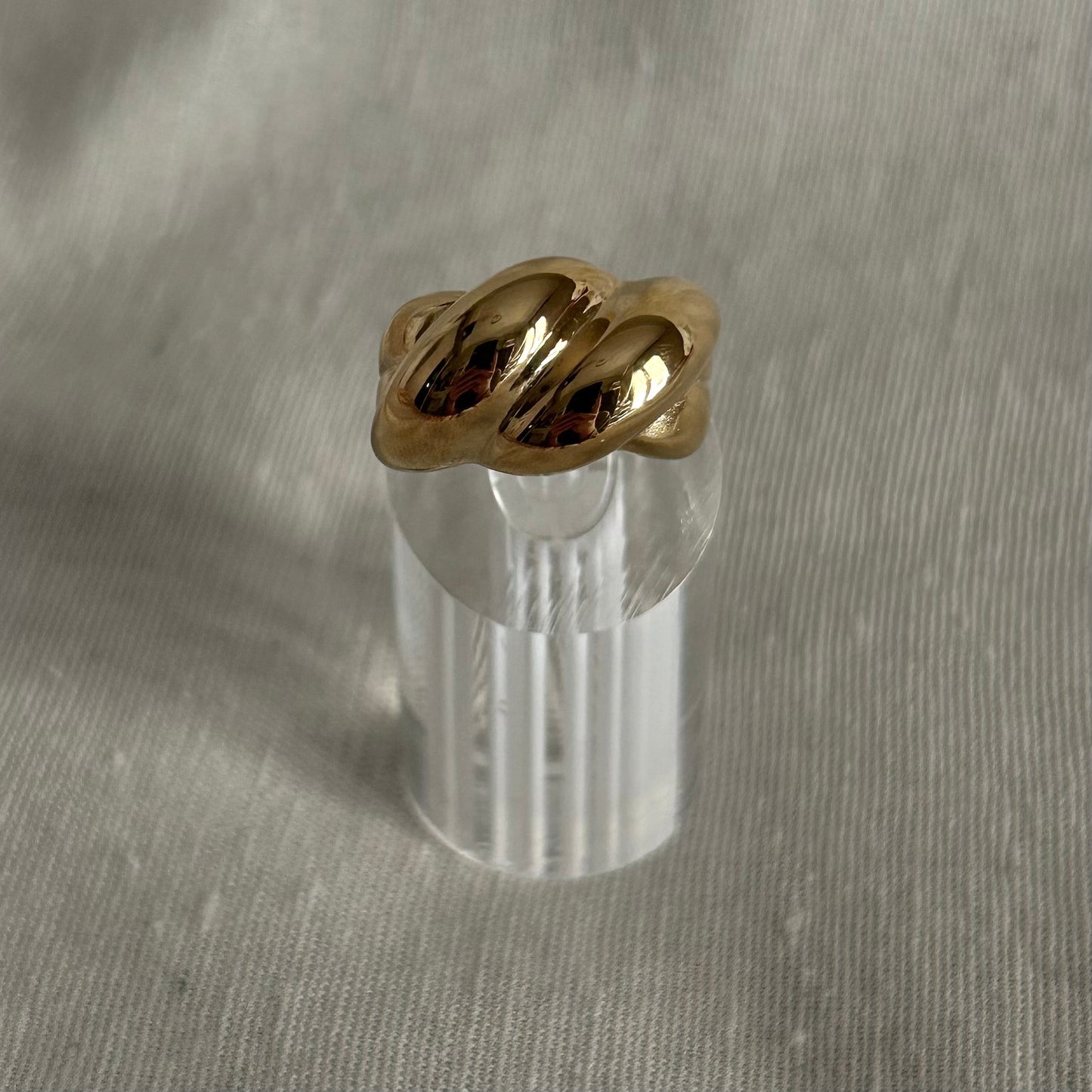 Melia Ring Gold